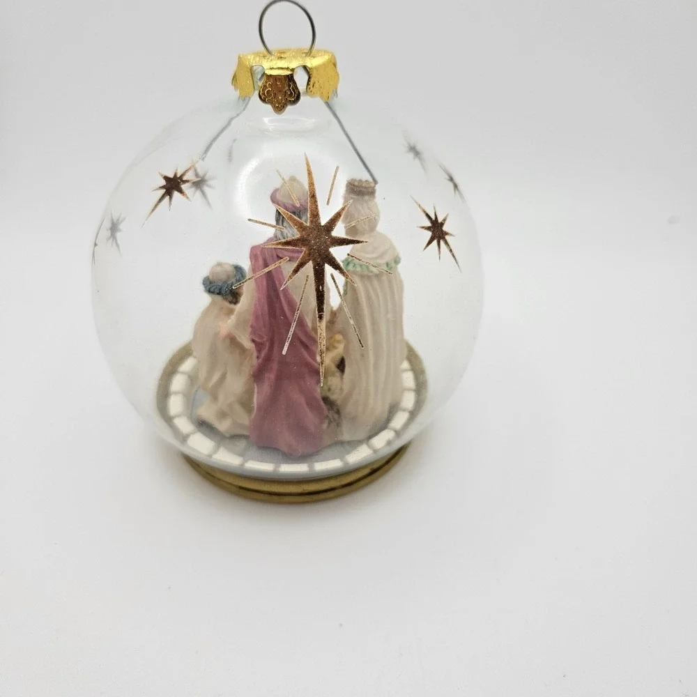 Vintage House of Lloyd 1994 Nativity Glass Globe Ornament Three Wise Men Diorama